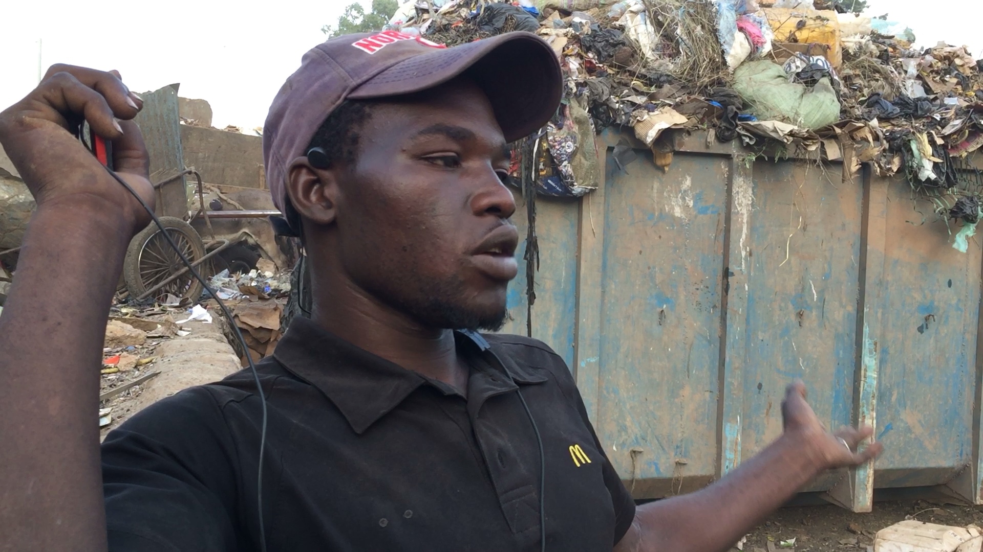 Photo taken by the group at the landfill near Lycée Liberté